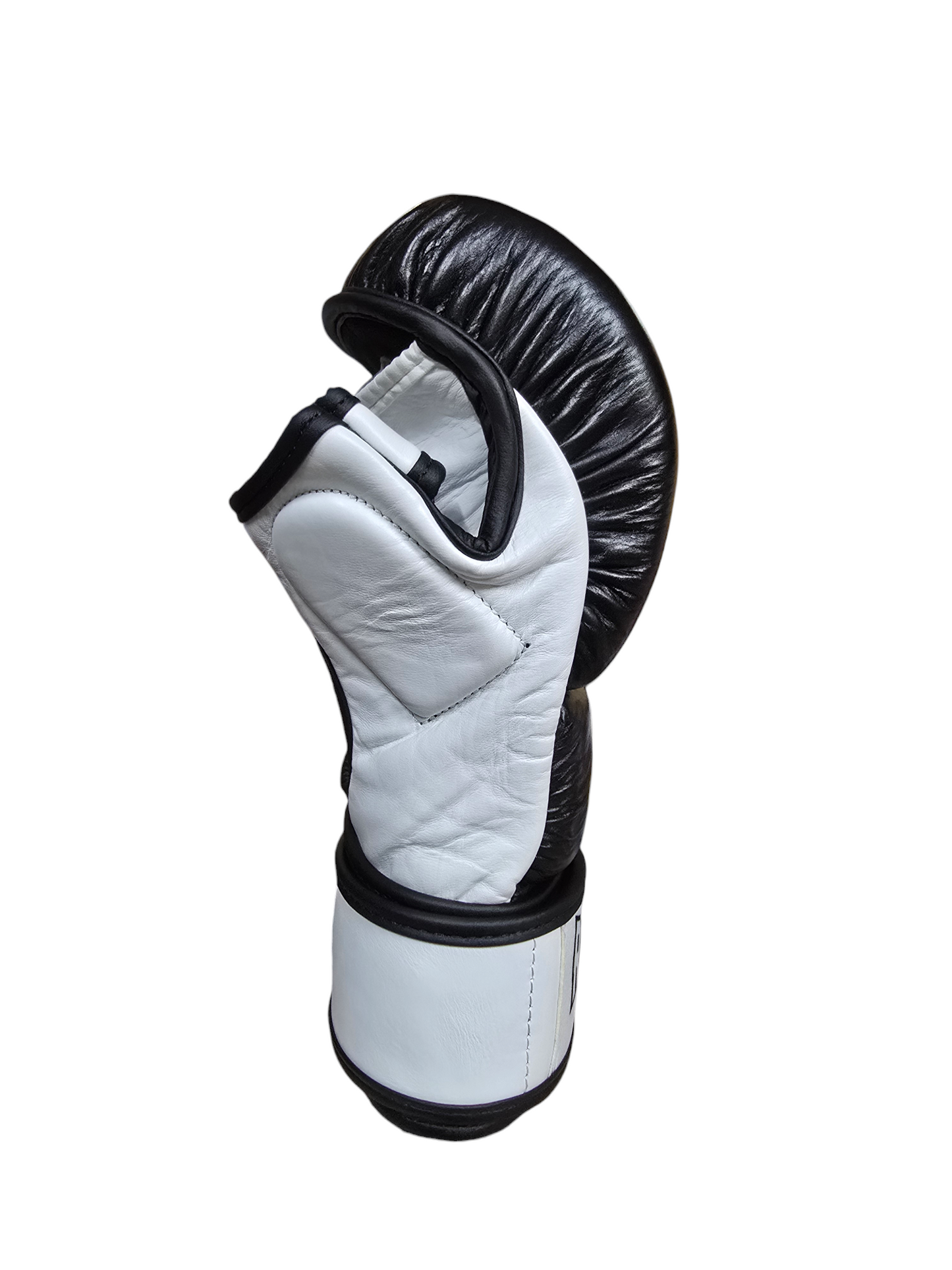Guantilla MMA de Piel Negra